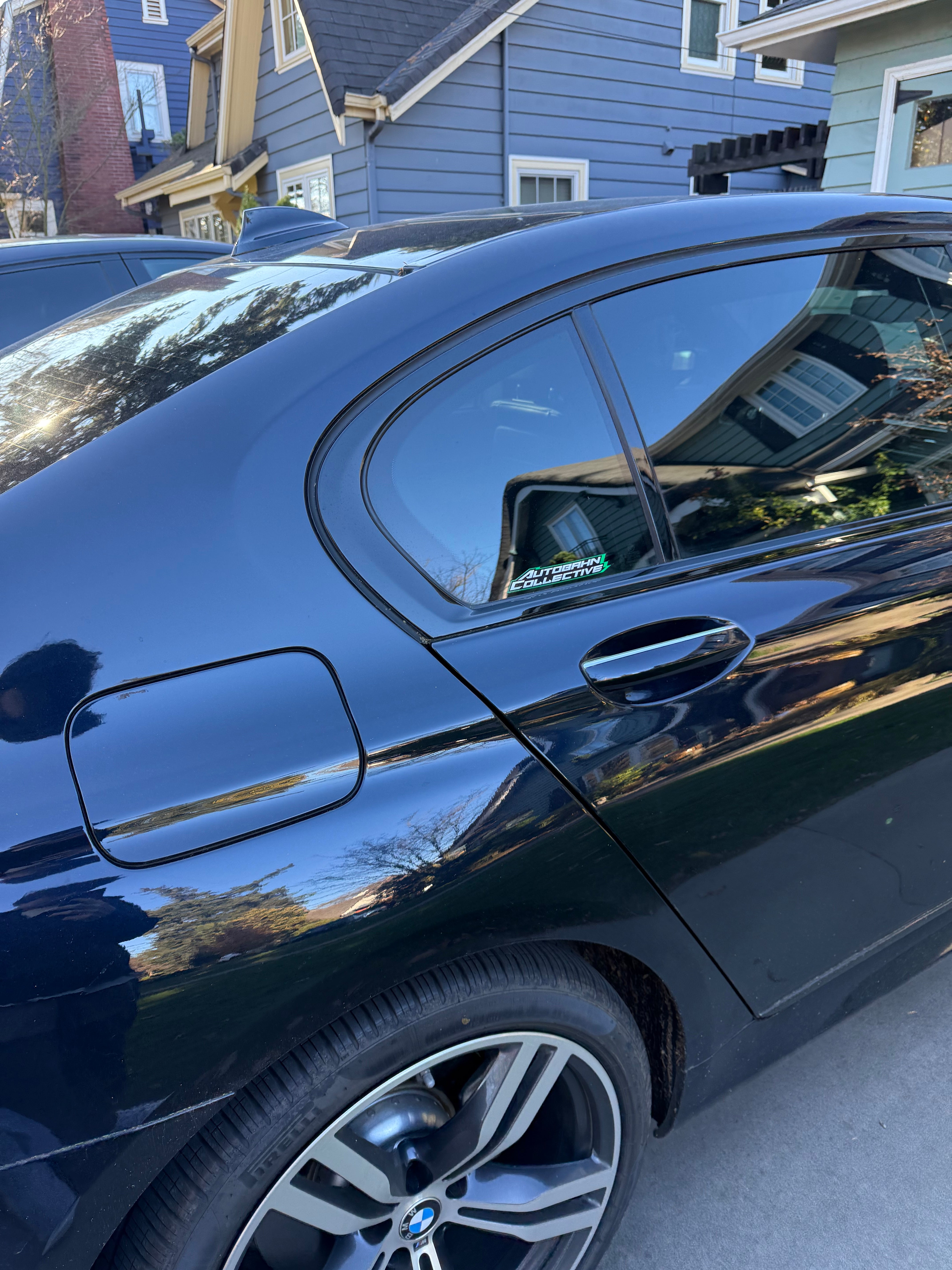 AC CLASSIC DIECUT STICKER